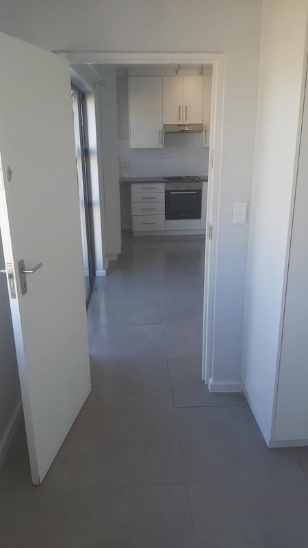 To Let 2 Bedroom Property for Rent in Table View Western Cape
